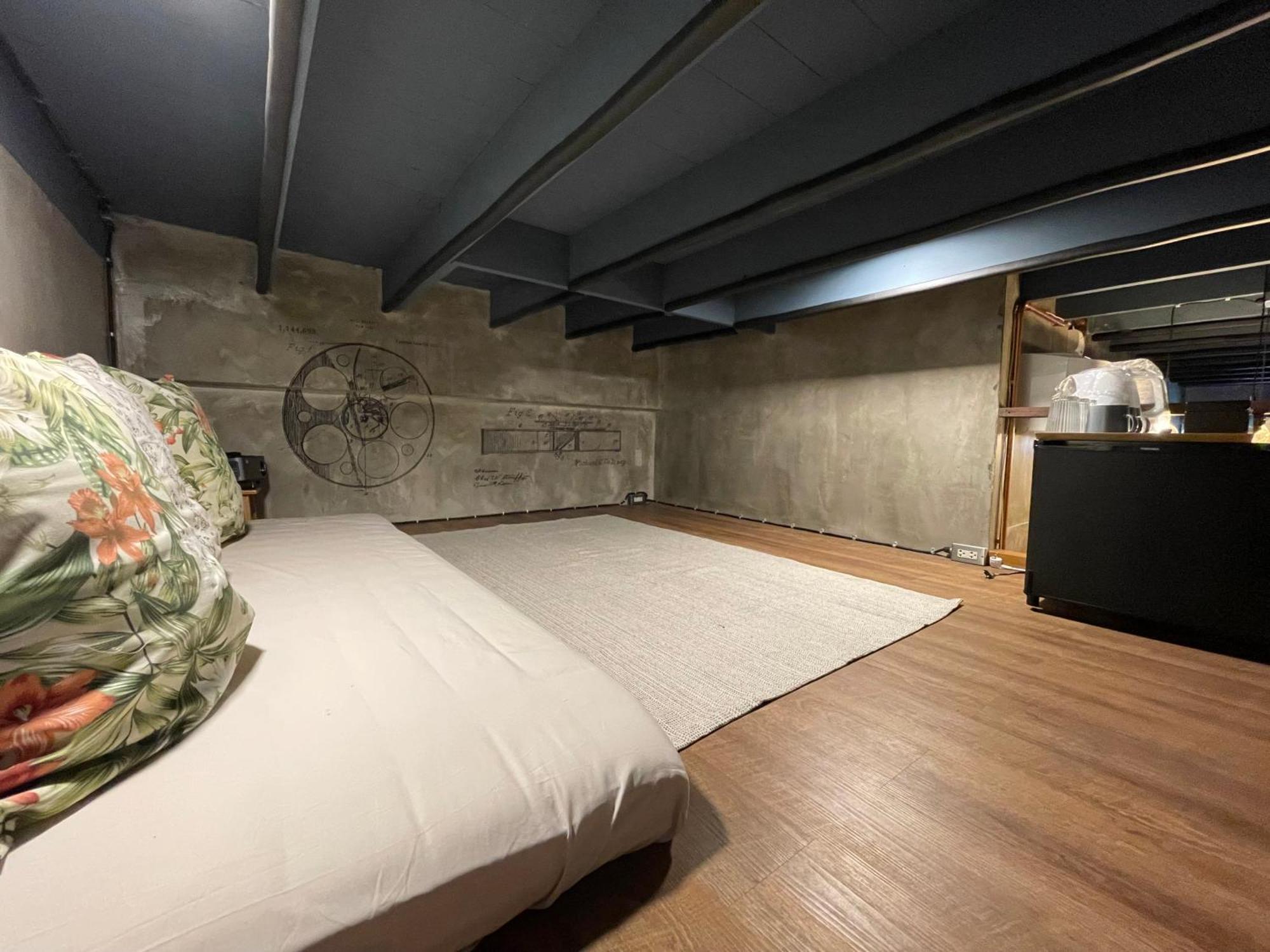 Central Old Town Cottage バンコク都 エクステリア 写真