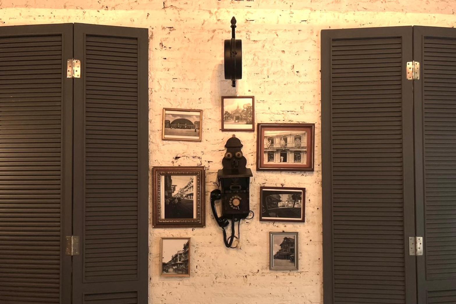 Central Old Town Cottage バンコク都 エクステリア 写真